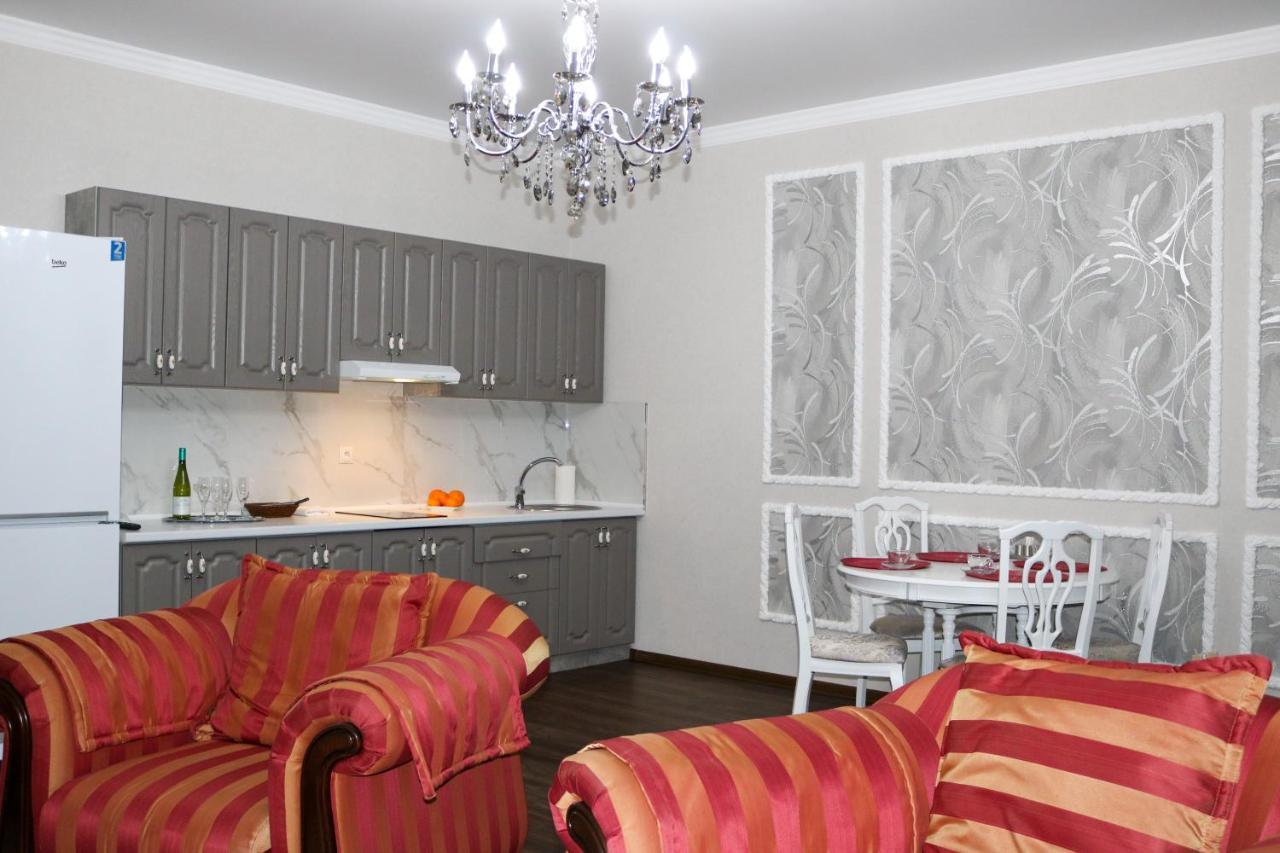 Golden Park Hotel Pavlodar Exterior foto