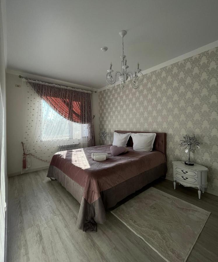 Golden Park Hotel Pavlodar Exterior foto