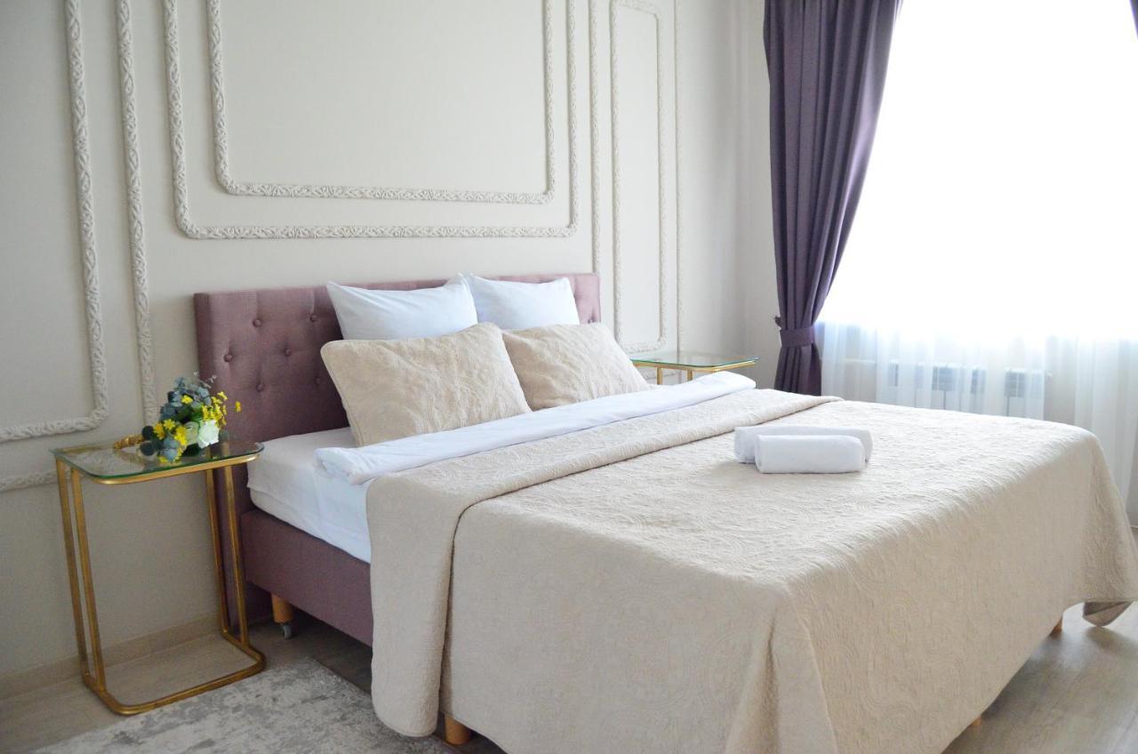 Golden Park Hotel Pavlodar Exterior foto